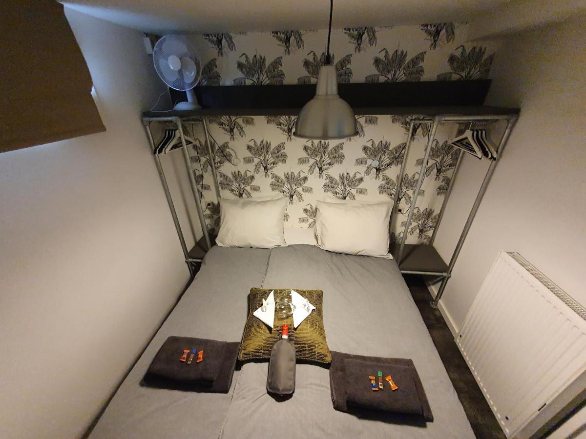 Cottage Geestmerambacht, Een Nieuw Vrijstaande Sfeervol En Landelijk Gelegen Vakantiewoning Koedijk Esterno foto